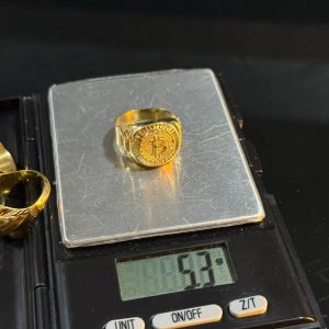 5.3 gram of 18 karat gold ring