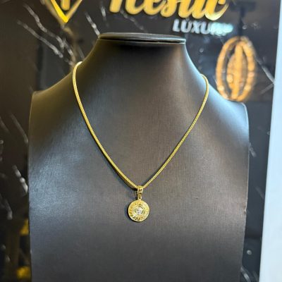 4.6 GRAM OF 18 KARAT GOLD CHAI