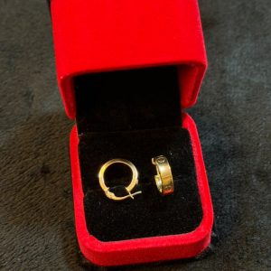 1.4 gram of 18 karat cartier gold earrings