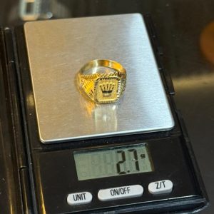 2.7 GRAMS OF 18KARAT GOLD FASHION RING