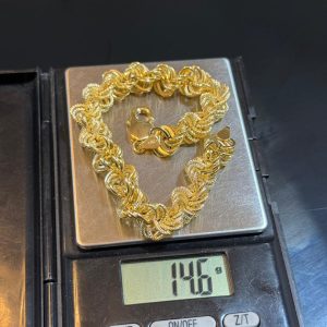 18KARATS NEW DESIGN TWIST CHAIN
