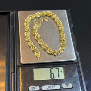 6.7 GRAMS OF 18KARAT TWIST BRACELET