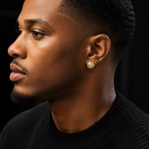4.7 GRAMS OF 18KARAT GOLD EARRING
